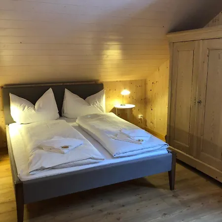 施皮纳斯宾馆 2* 贝弗